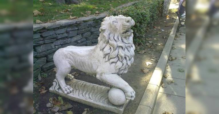 в парке
