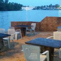 Deck Bistro Cafe & Restaurante