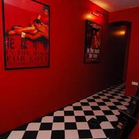 Ancien Cinema Cafe-Club