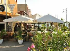 Le Bistro