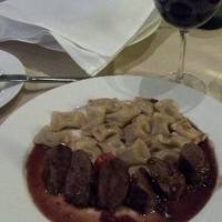The Slon Restaurant & Lounge