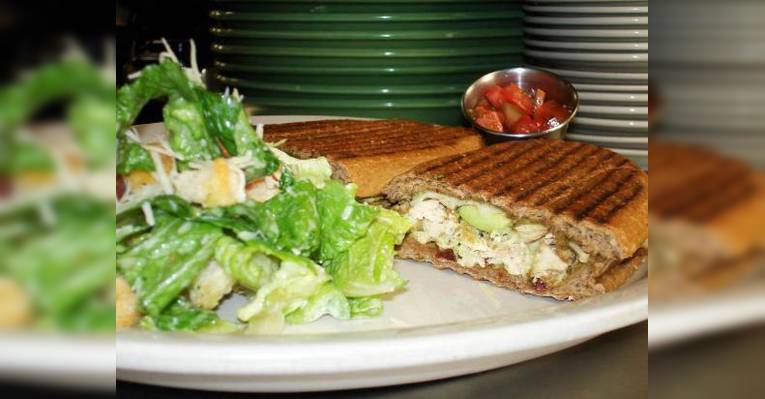 Снимок Panini Grill and Deli, Лос-Анджелес
