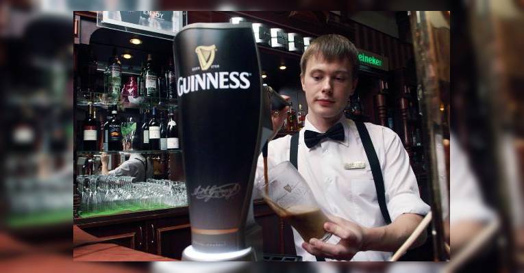 Кстати, это единственное место в Кургане, где можно попробовать пиво Guinness