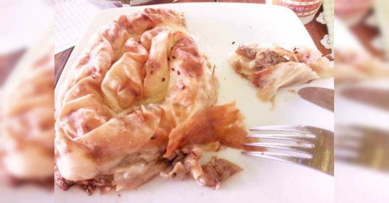 патлыджанлы бёрек (пирог с баклажанами)