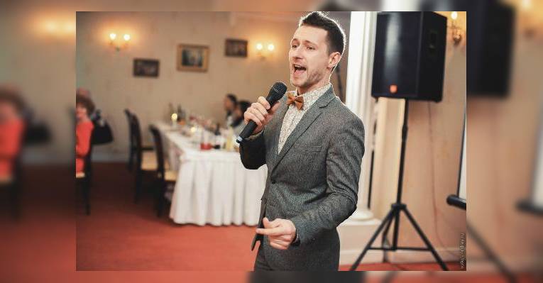 певец)