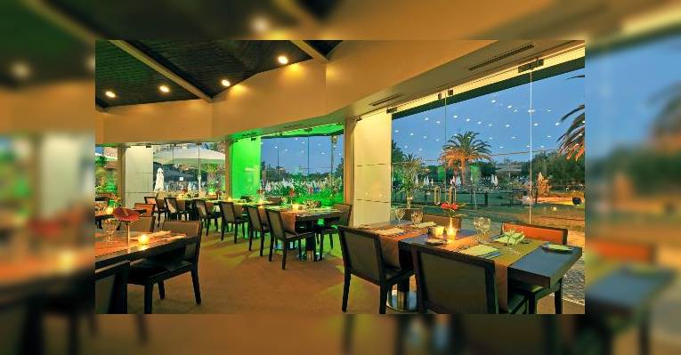 Снимок Vilamoura Restaurante, Порту-Алегри