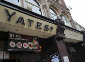 Yates's Pub