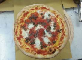 Pizzeria Tres Bien