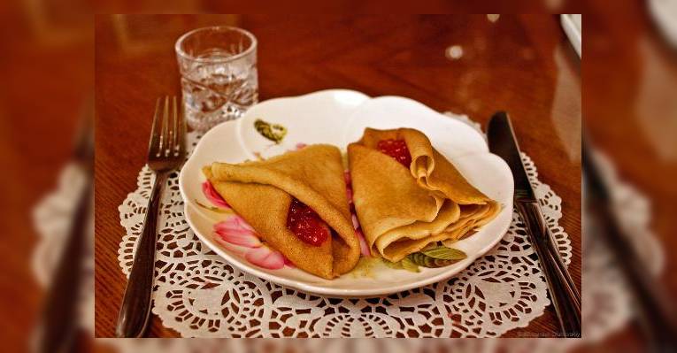 Блины с икрой