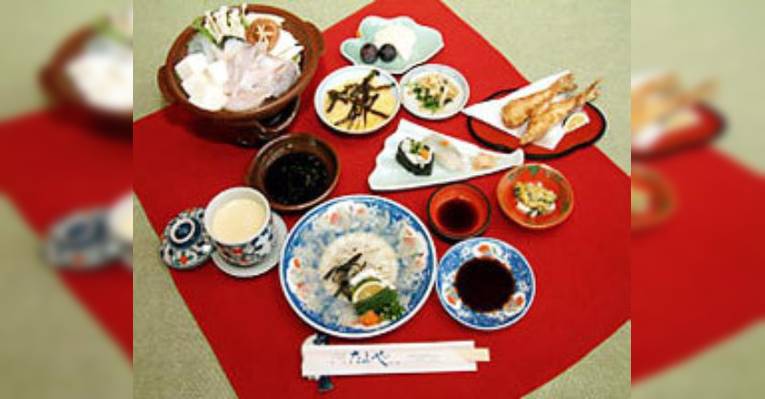 Снимок Fugu & Kaiseki Cuisine Tamaya Main Store, Shimonoseki