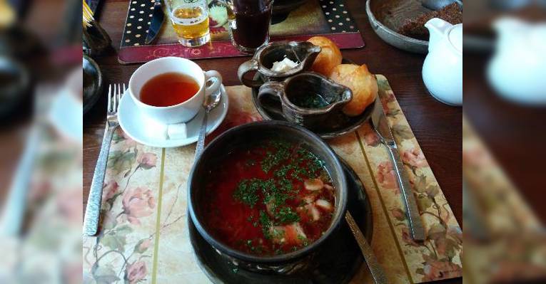 Борщ с папушками.