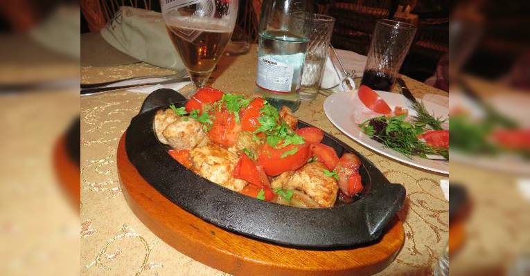 Мясная сковородка