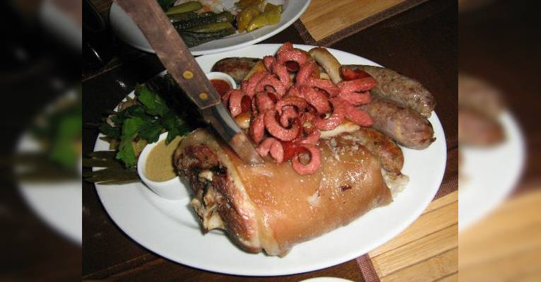 Мясная свалка
