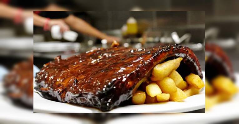 Снимок Hurricane's Grill, Серферс-Парадайз