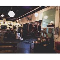 Thumb's cafe