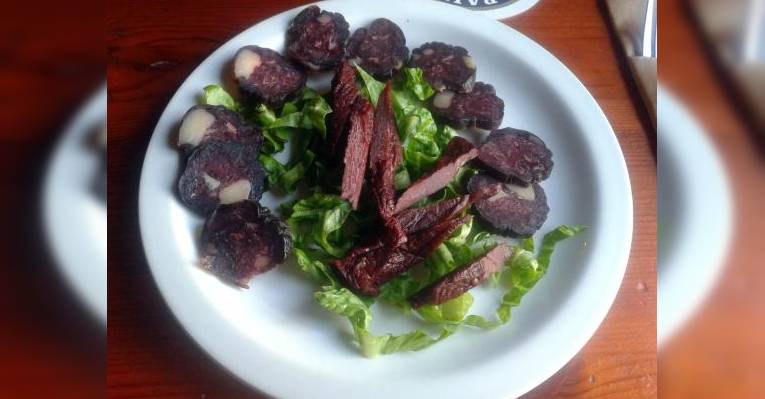 Ассорти из конской колбасы