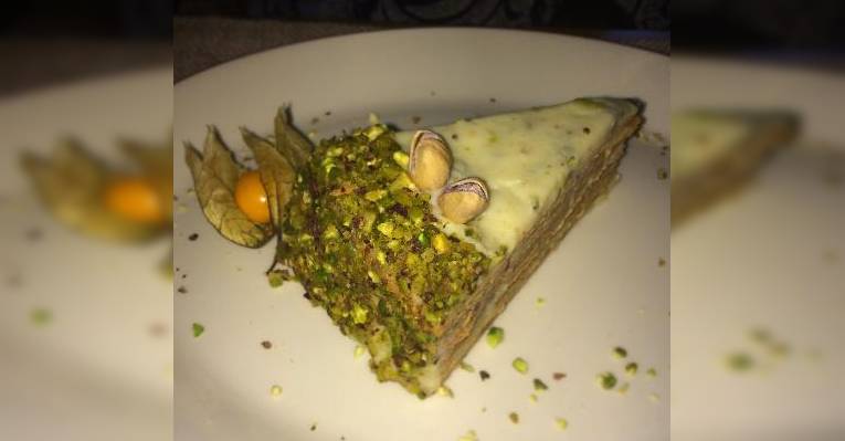 Наполеон с фисташками