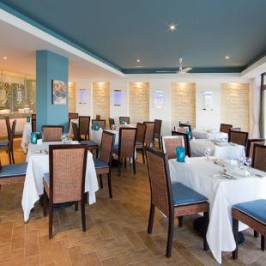 Corallo - Sea Food - Almaza Bay