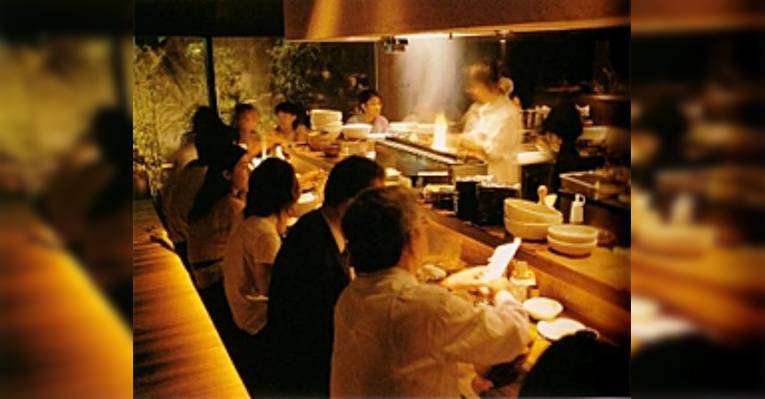 Снимок Charcoal Grilled Skewers Free-Range Chicken Nabe Pot Kufuraku Ginza, Тюо