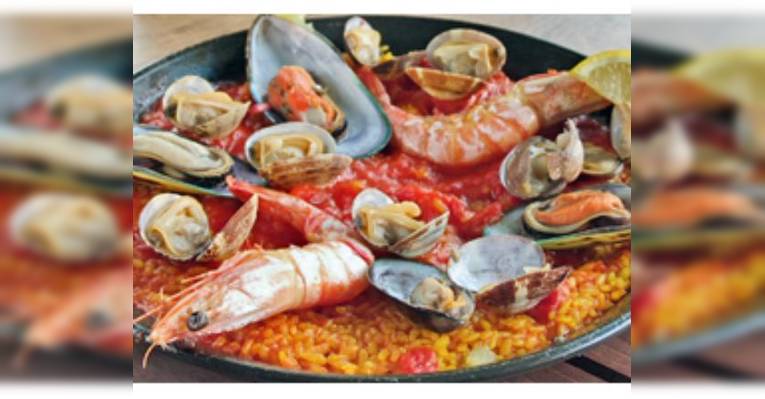 Снимок Imaizumi Bar Comida Bebida, Фукуока
