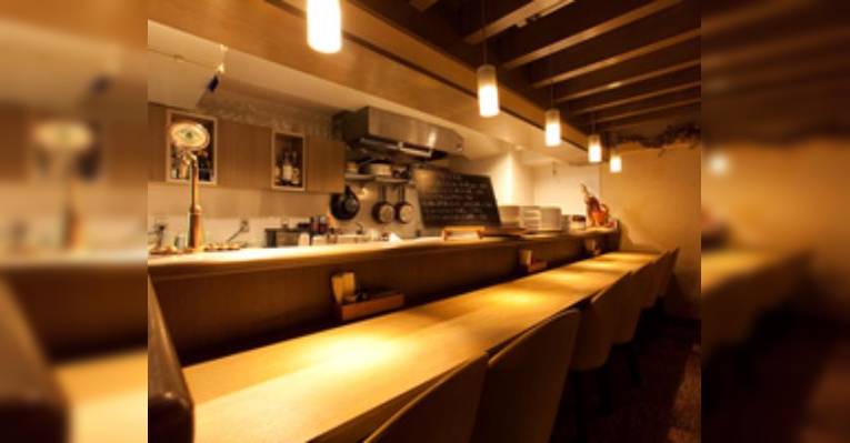 Изображение Spanish Bar Ququ, Минато
