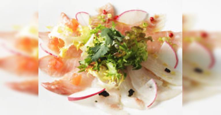 Снимок Wine Dining Sumiya Jinbocho, Тиёда