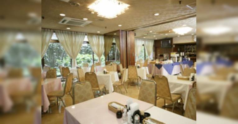Снимок Cafe & Restaurant Garden Terrace, Тюо