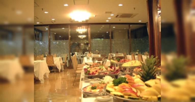Снимок Cafe & Restaurant Garden Terrace, Тюо