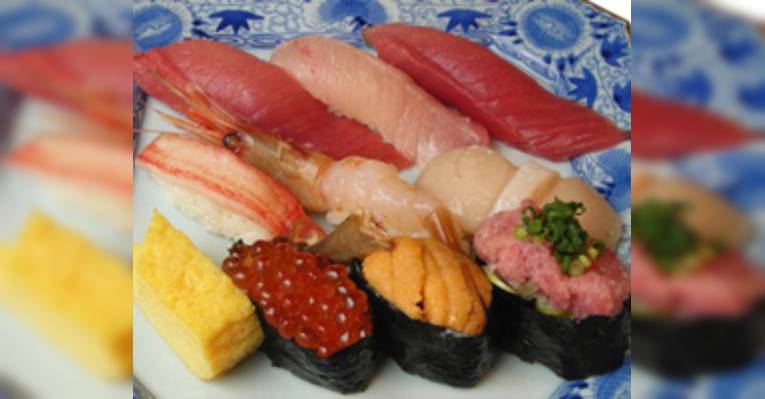 Снимок Sushi Restaurant Yachiyo Shinanomachi Rengakan, Синдзюку