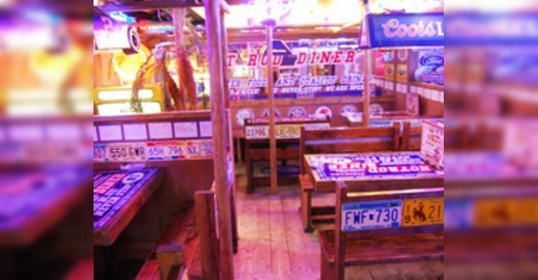 Снимок Gb's Cafe Hot Rod Diner Keio University Yagami, Иокогама