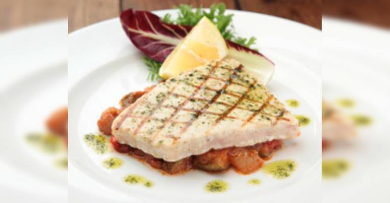 Снимок Natural Food Restaurant Nr Table Omotesando, Сибуя