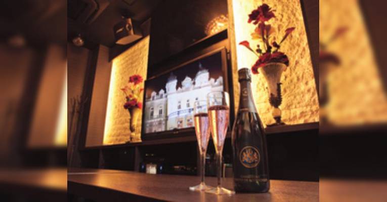 Изображение Cote D'azur Ginza Corridor, Тюо