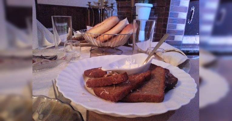 Гренки и лепешки