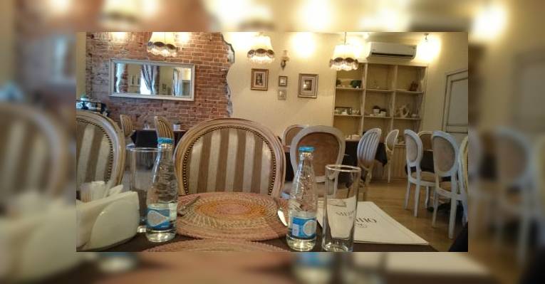 Cafe Veranda - интерьер зала на 2-м этаже