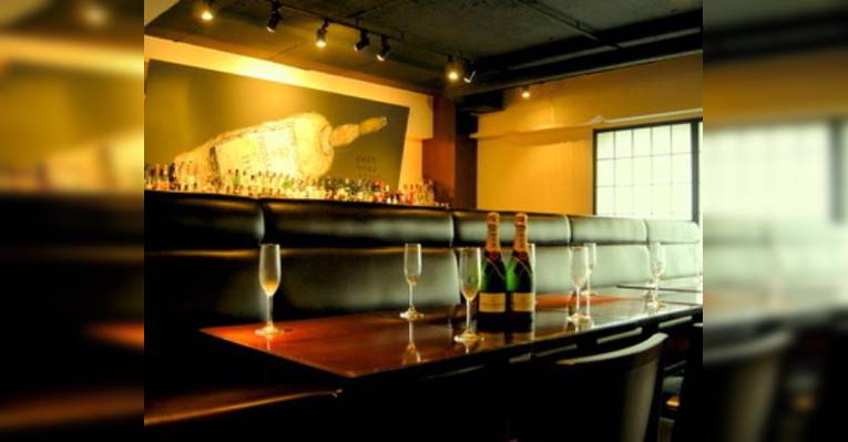 Снимок Hibiya Bar Hibiya 4, Тиёда