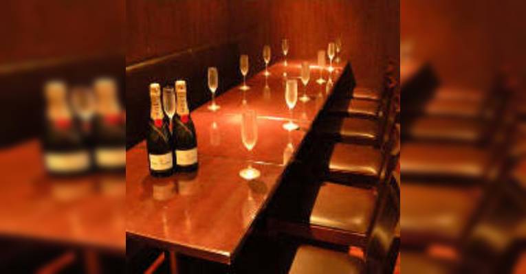 Снимок Hibiya Bar Hibiya 4, Тиёда