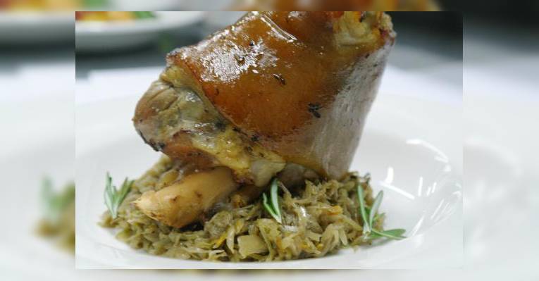 СВИНАЯ РУЛЬКА (4) АЙСБАЙН – (EISBEIN) САМОЕ ПОПУЛЯРНОЕ НАЗВАНИЕ ЭТОГО МЯСНОГО БЛЮДА