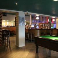 Bar & Kitchen