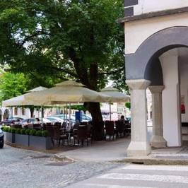 Arkade Bar
