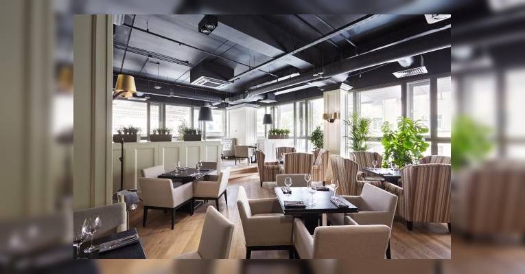 Светлый зал / White dining room
