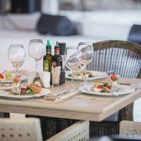 FIRST LINE Restaurant & Bar
