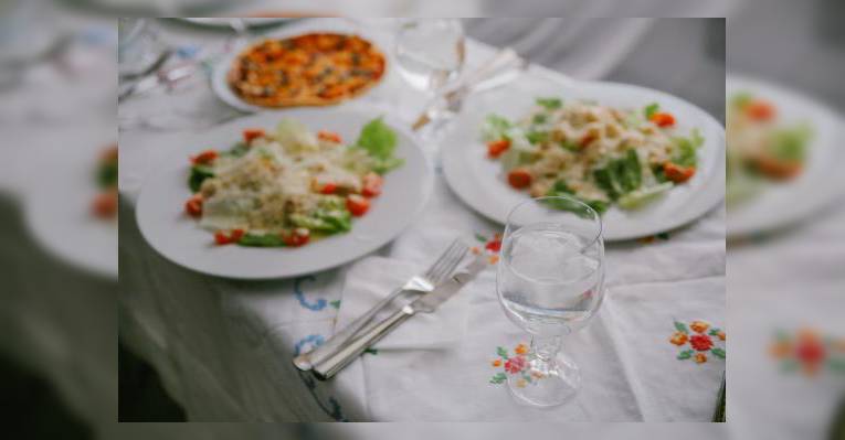 Цезарь и пицца