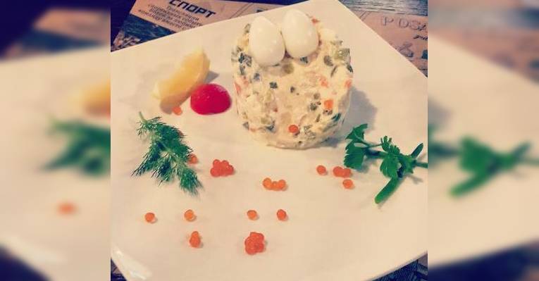 Невкусный оливье по рецепту 1906 года.