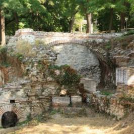 Римские термы в античном городе Диоклетианополис