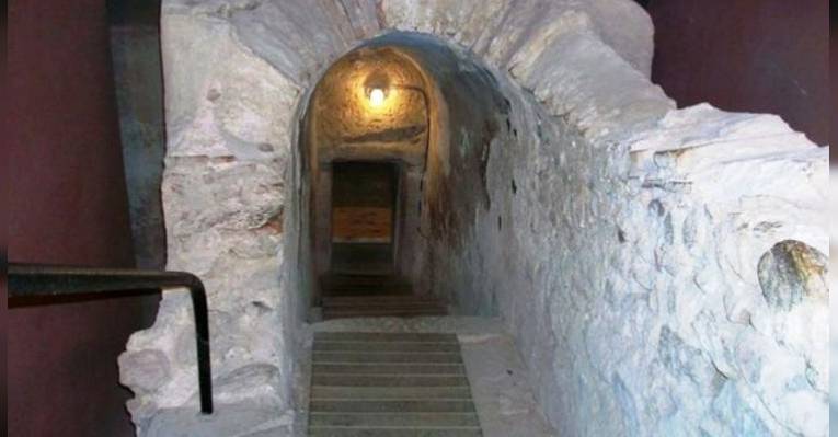 Античная гробница. Хисар. Болгария