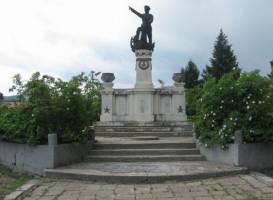 Памятник павшим воинам Шестого артиллерийского полка
