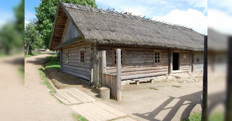 Белорусский музей народной архитектуры и быта в деревне Озерцо