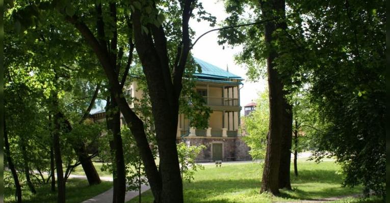 Музей-усадьба в Лошицком парке. Минск