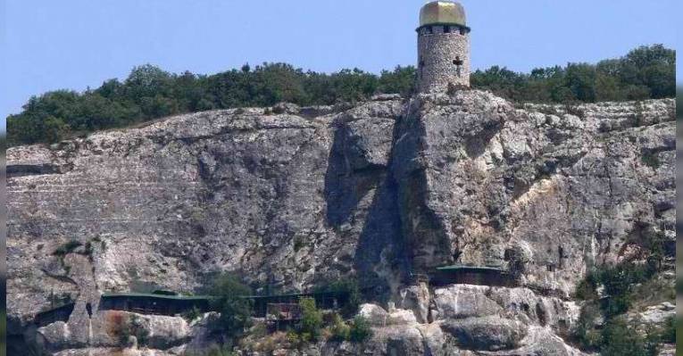 Монастырь Шулдан