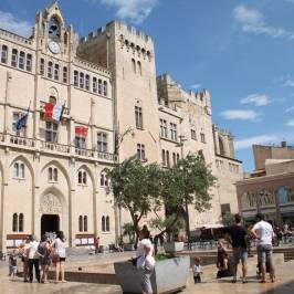 Archbishop's Palace (Palais des Archeveques)